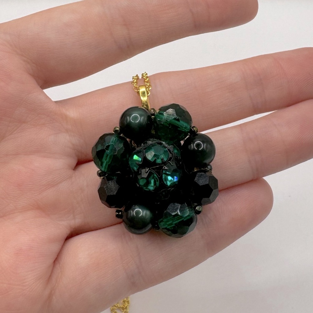 VINTAGE Green Crystal Beaded Pendant Necklace